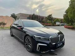 BMW 7 Series 740Li Luxury M Sport Package - фото 3