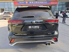 Toyota Crown Venza 2.5L HEV AWD Luxury - ფოტო 8