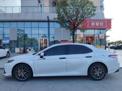 Toyota Camry Hybrid Luxury - фото 7