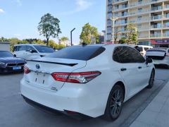 Toyota Camry Hybrid Luxury - фото 9