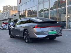 XPeng P7 Extended Range 1550 Max Tech Edition - фото 7