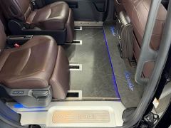 Toyota Sienna 2.5L Hybrid Platinum Edition - ფოტო 9