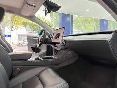 Tesla Model Y Rear-Wheel Drive - ფოტო 12