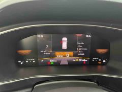 Volkswagen Touareg Sharp 300TSI Keen Edition - photo 9