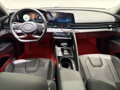 Hyundai Elantra 1.5L CVT TOP Premier Edition - фото 8