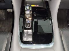 Toyota Vellfire Crown Hybrid 2.5L Premium Edition - ფოტო 12
