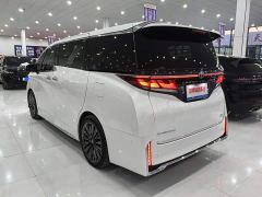 Toyota Vellfire Crown Hybrid 2.5L Premium Edition - ფოტო 6