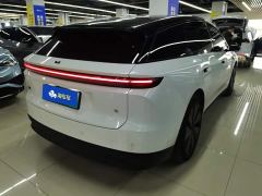 Li Auto i6 Four-Wheel Drive Standard Edition - ფოტო 3