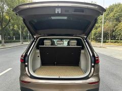 Volkswagen Viloran 380TSI Edition - photo 15