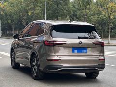 Volkswagen Viloran 380TSI Edition - photo 6