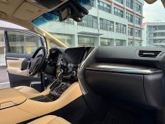 Toyota Alphard Hybrid 2.5L Premium Edition - ფოტო 10