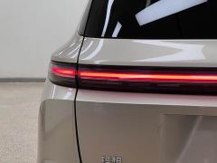 Li Auto L9 Max - ფოტო 11
