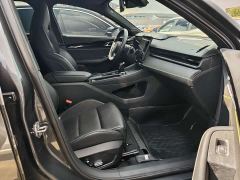 Lynk & Co 03 1.5T DCT Pro - ფოტო 9