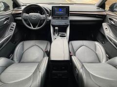 Toyota Avalon 2.0L Premium Edition - ფოტო 10