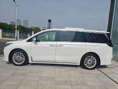 Voyah Lantu Dreamchaser PHEV Extended Range Excellence Edition - ფოტო 3