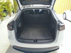 Tesla Model Y Rear-Wheel Drive - photo 18