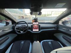Volvo EX30 Rear-Wheel Drive Extended Range Ultra - фото 12