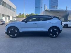 Volvo EX30 Rear-Wheel Drive Extended Range Ultra - фото 3