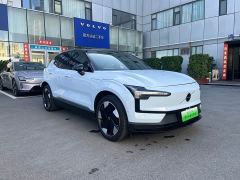 Volvo EX30 Rear-Wheel Drive Extended Range Ultra - фото 4