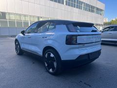 Volvo EX30 Rear-Wheel Drive Extended Range Ultra - фото 7
