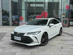 Toyota Avalon 2.0L XLE Premium Edition - ფოტო 1