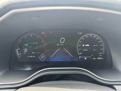 Toyota Avalon 2.0L XLE Premium Edition - ფოტო 18