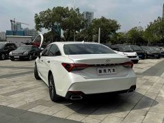 Toyota Avalon 2.0L XLE Premium Edition - ფოტო 7