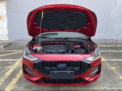 Ford Focus Hatchback EcoBoost 180 Automatic ST Line - фото 11