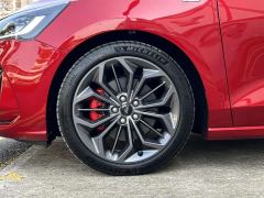 Ford Focus Hatchback EcoBoost 180 Automatic ST Line - фото 13