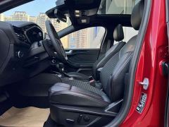 Ford Focus Hatchback EcoBoost 180 Automatic ST Line - фото 16