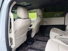 Toyota Sienna 2.5L Hybrid AWD Premium - photo 11
