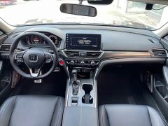 Honda Accord 260TURBO Phantom Night Premium Edition - фото 8
