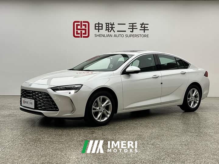 Buick Regal 25T Premium Comfort Edition - автомобиль из Китая