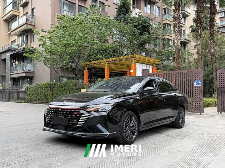Dongfeng Yixuan MAX 1.5T Cool Dad Edition - car from China
