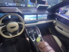 Geely Xingyue L 2.0TD DCT EVO FWD Luxury - photo 13