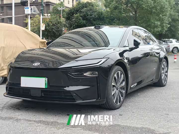 Toyota Platinum Wisdom 7 600 Pro Lidar Edition - ავტომობილი ჩინეთიდან