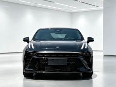 Lynk & Co 03 1.5T DCT Pro - ფოტო 1