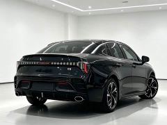 Lynk & Co 03 1.5T DCT Pro - ფოტო 4