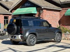 Land Rover Defender 110 3.0T P400 Dark Edition - фото 6