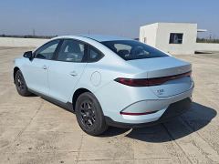 BYD Qin PLUS DM-i 128KM Entry-Level - ფოტო 9