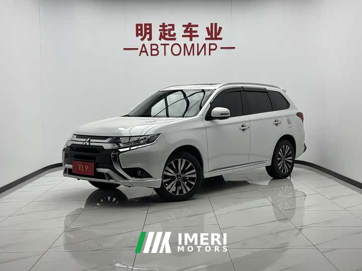 Mitsubishi Outlander Facelift 2.0L FWD Comfort 5-Seater - ავტომობილი ჩინეთიდან