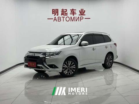 2022 Mitsubishi Outlander Facelift 2.0L FWD Comfort 5-Seater - автомобиль из Китая