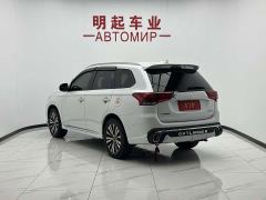 Mitsubishi Outlander Facelift 2.0L FWD Comfort 5-Seater - ფოტო 8