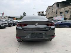 Mazda 3 Axela 2.0L Auto Obsidian Shining Edition - photo 4