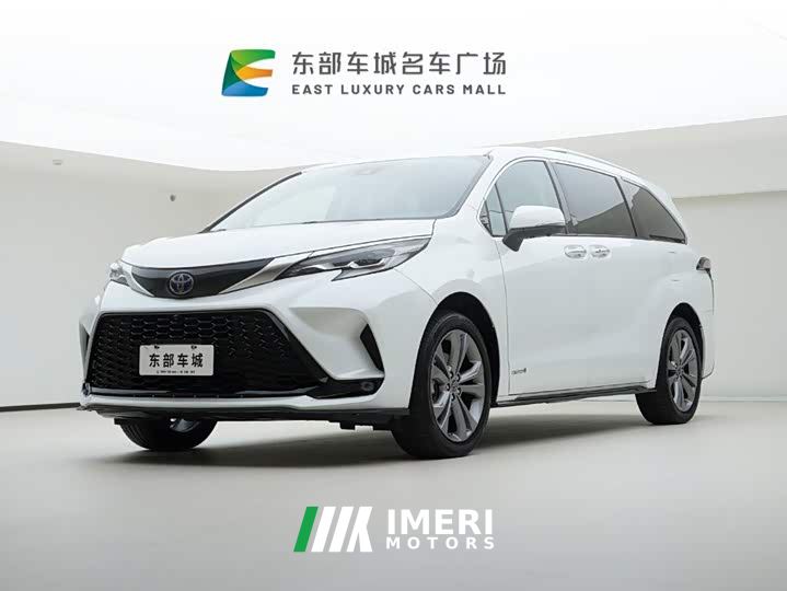 Toyota Sienna 2.5L Hybrid Luxury