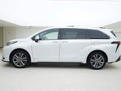 Toyota Sienna 2.5L Hybrid Luxury - photo 3