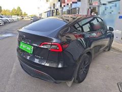 Tesla Model Y Rear-Wheel Drive - photo 6
