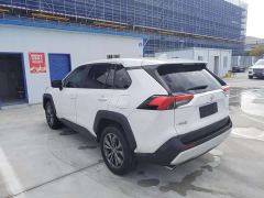Toyota RAV4 2.0L CVTAWD Edition - фото 9