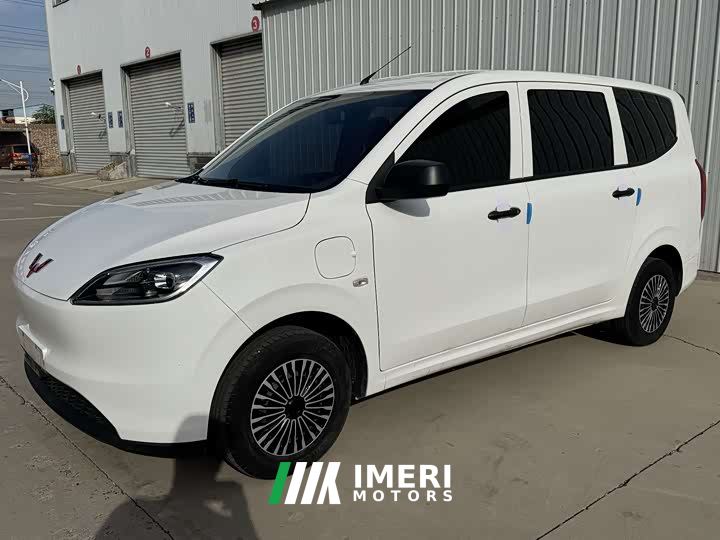 Wuling Hongguang New Energy Pure Electric 300KM Practical Edition - автомобиль из Китая