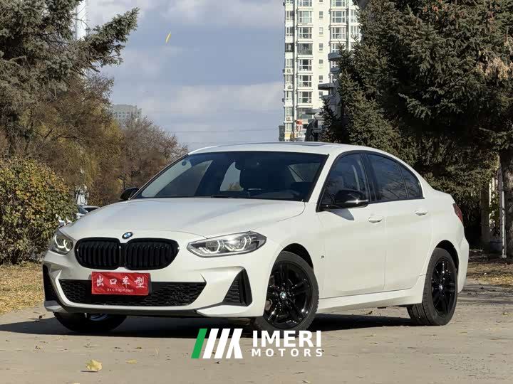 BMW 1 Series 120i M Sport Night Edition - car from China